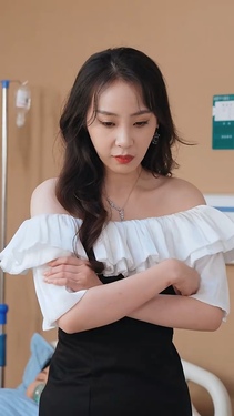 贬值之美女主播爱上我